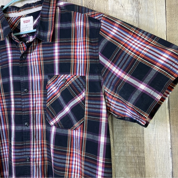Levi’s XXL Plaid Button Front Short Sleeve Shirt with 1 Buttoned Pocket - Picture 3 of 8